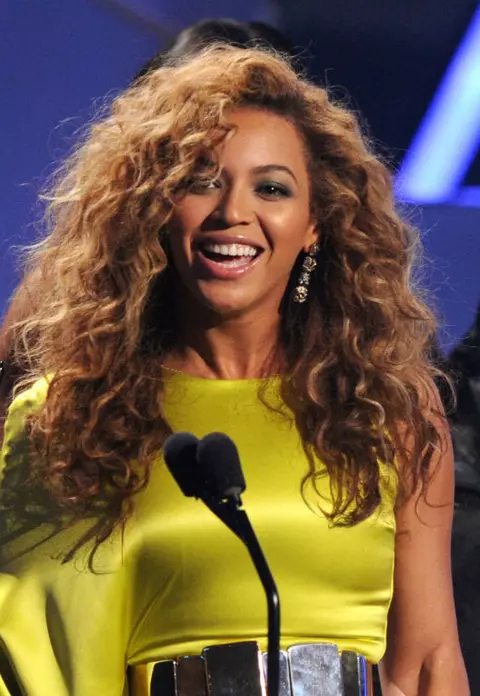 Beyonce va juca intr-un documentar despre viata ei