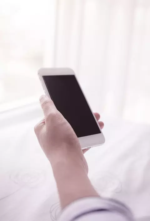 3 aplicatii de mobil care iti promit un somn de bebelus  