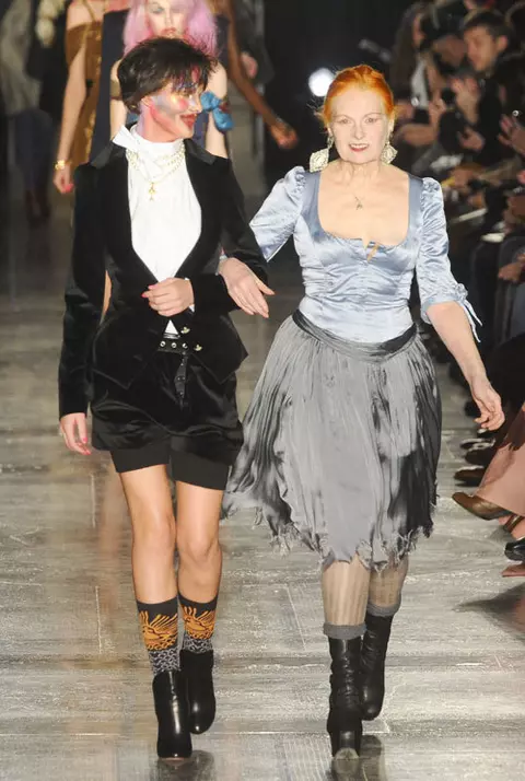 Moda pentru femei, facuta de femei