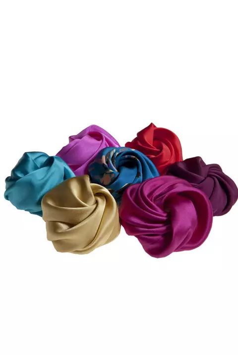 Hair rose-ul, un nou accesoriu de par Tie-Me-Up