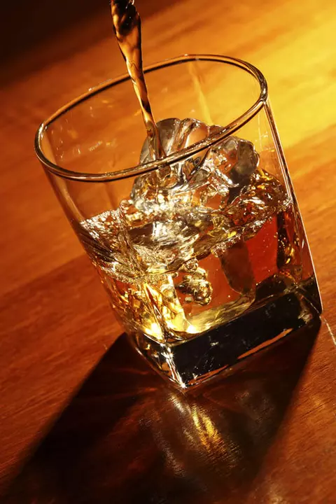 Whisky cu (sau fara) gheata?