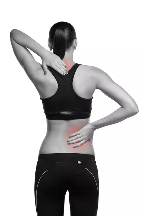 Obiceiuri care iti afecteaza spatele