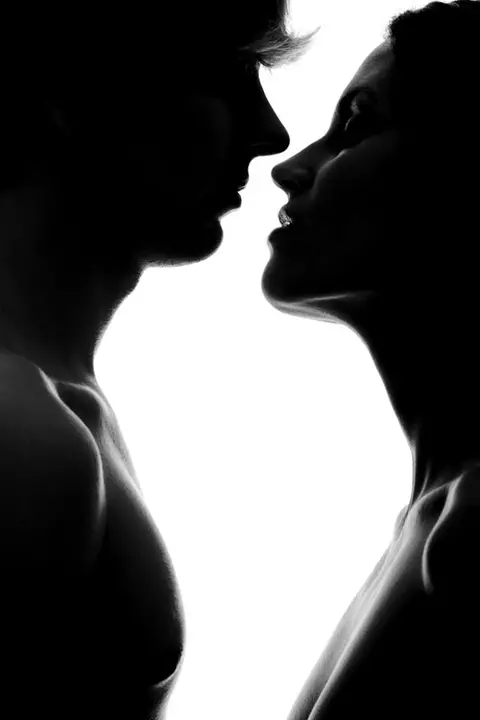 10 lucruri despre sex pe care barbatii isi doresc sa le cunosti!