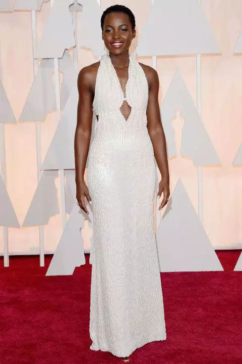 16. Rochia purtată de Lupita Nyong'o la Premiile Oscar 2015 - 150.000 de dolari