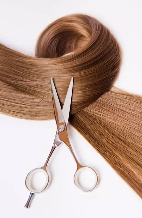 7 semne ca trebuie sa iti tunzi parul