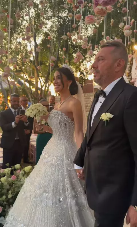 Denisa Tănase și Mircea Brânzei, nași la o nuntă de lux în Liban  (5)