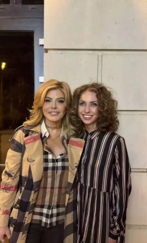 Loredana Groza și Petra, tânăra nevăzătoare (3)