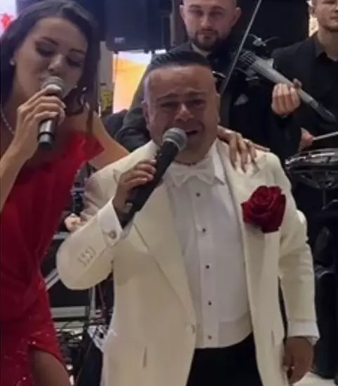 4a09548c-ff06-4e20-b6c9-ea907f4f7c26