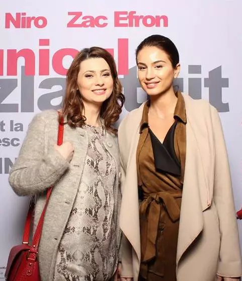 Mihaela Calin si Geanina Ilies