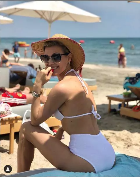 cum-arata-in-prezent-cristina-rus