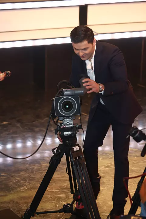 Liviu-Varciu-camera-de-filmat-1