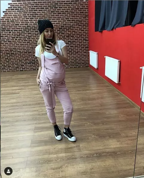 Așa arată Flavia însărcinată în 9 luni!