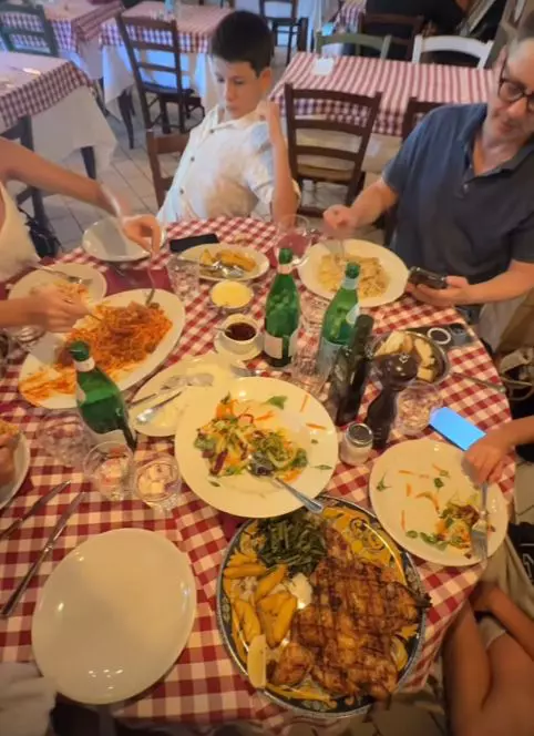 6. Anca Serea și Adrian Sînă, imagini din vacanță