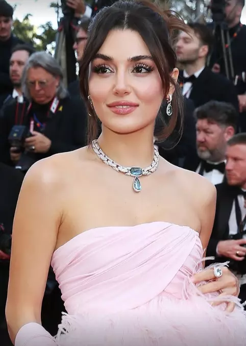hande-ercel-cannes-2025 (4)