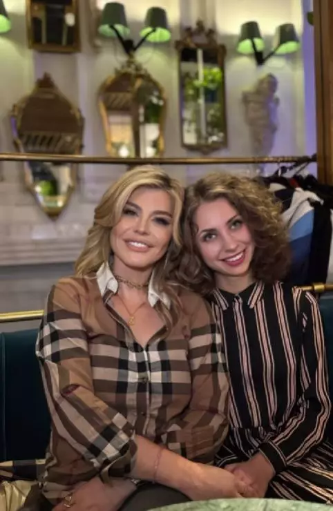 Loredana Groza și Petra, tânăra nevăzătoare (2)