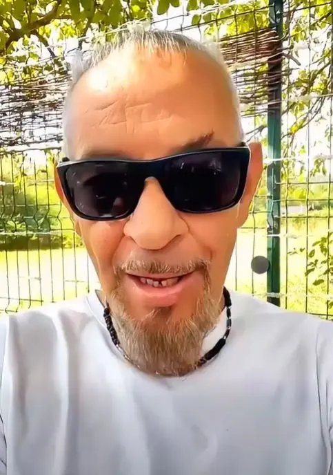 bodo selfie
