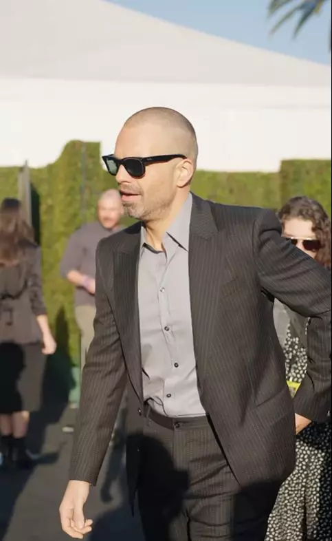 Sebastian-Stan-schimbare-de-look-radicală (5)
