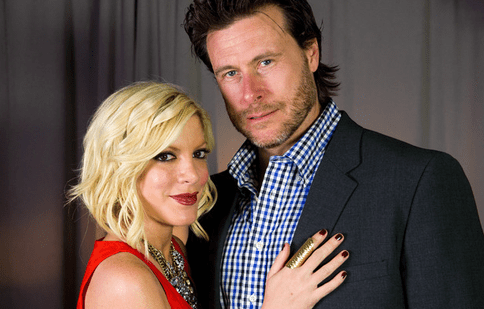 Tori Spelling este deprimată