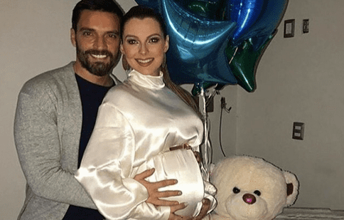Scandalul continuă. Julian Gil a făcut o plângere împotriva lui Marjorie de Sousa