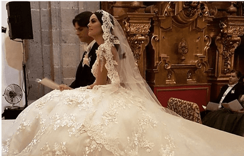 Actrița de telenovele Ximena Navarrete s-a căsătorit cu Juan Carlos Valladares