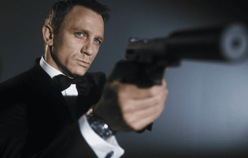 Pentru „James Bond 25”, Daniel Craig i-a cerut creatoarei serialului „Obsesia Evei” să refacă scenariul
