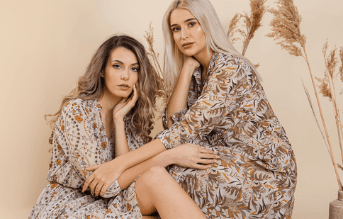 (P) 5 Piese vestimentare basic ce nu trebuie să lipsească din garderoba de vară