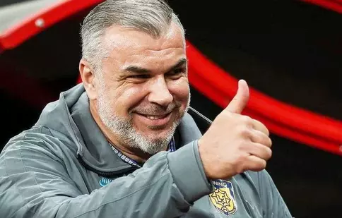 Sportul pe care Cosmin Olăroiu îl recomandă tuturor românilor. Nu este vorba despre fotbal sau golf