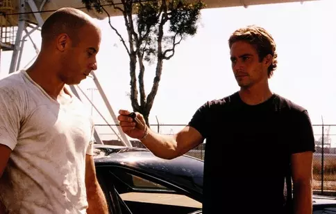 Filme la TV azi, 7 mai: „Furios şi iute”, „Mai mult decât ficțiune”, „Parfumul: Povestea unei crime”, „… Și ne izbăvește de cel rău…”