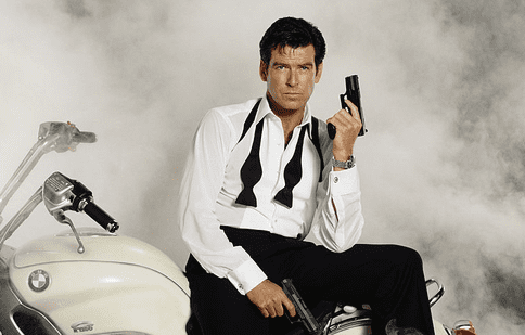 Filme la TV azi, 14 octombrie: „007 și imperiul zilei de mâine”, „Viața mea cu Liberace”, „Orașul infernului”