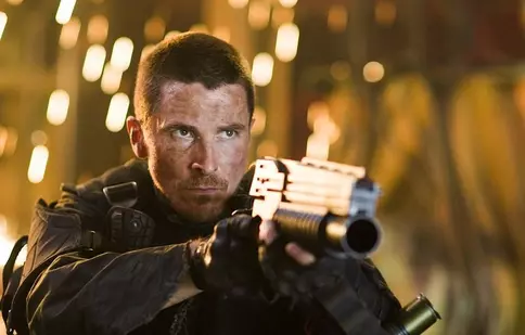 Filme la TV azi, 11 aprilie: „Terminator - Salvarea”, „Cartierul crimei”, „Transport blindat”, „Duplicitate”