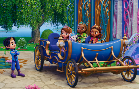 Noutățile lunii iulie la Disney Channel și Disney Jr. Vin aventuri noi cu Lilo și Stitch, Descendenții și Bluey
