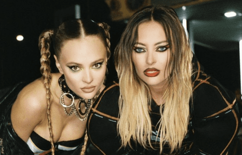 Delia lansează „Jimmy Samurai” cu videoclip oficial, prima colaborare alături de Oana Matache, sora ei