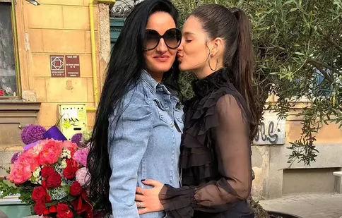 Cum arată Ami Teiceanu, mama Carminei. Fosta iubită a lui Liviu Vârciu are 44 de ani și un trup de fotomodel