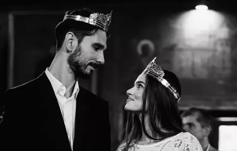 Cât a costat rochia pe care a purtat-o Theo Rose la nunta cu Anghel Damian. Artista nu a cheltuit o avere pentru ținută