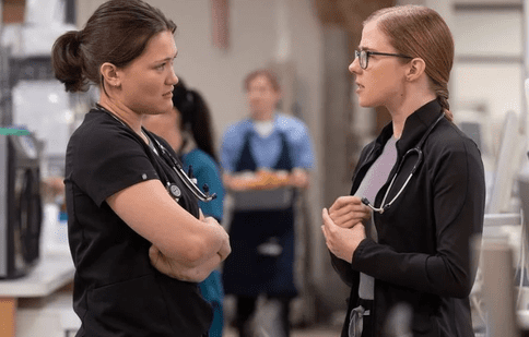 Sezonul doi din „The Pitt: Spitalul” a intrat pe HBO Max. Detalii despre serialul cu Noah Wyle