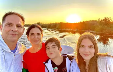 familie-dan-negru