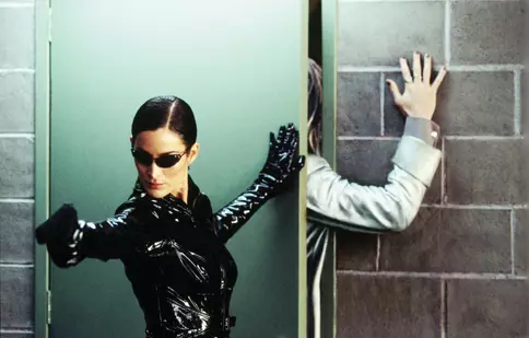 Filme la TV azi, 9 martie: „Matrix - Reîncărcat”, „Plăcintă americană: Din nou pe felie”, „Lucrurile mărunte”, „Tăișul gloriei”