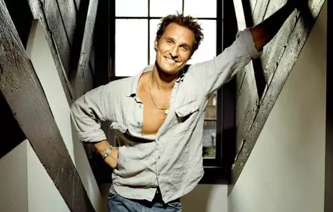 Matthew McConaughey se simte ca la circ cu trei copii în casă