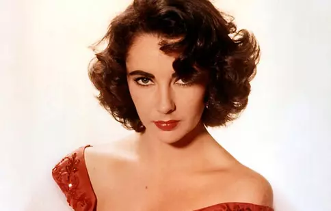Elizabeth Taylor, cea mai bogată celebritate decedată din ultimul an