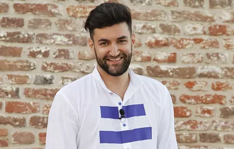 Smiley a lansat clipul piesei "Acasă"