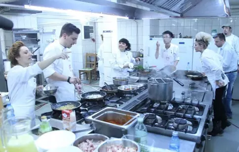 Diseară are loc marea finală a show-ului "MasterChef"