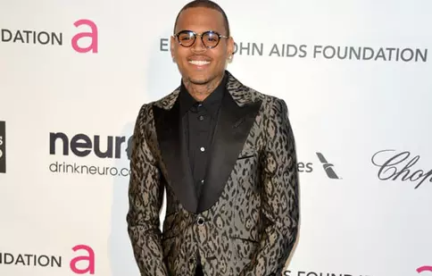 Chris Brown a ieşit de la dezintoxicare