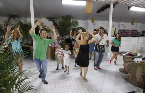 Mihai Petre va rămâne fără replică la „Serviţi, vă rog!”