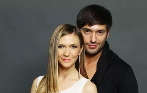 Adela Popescu şi Radu Vâlcan, în distribuţia noului serial de la Acasă