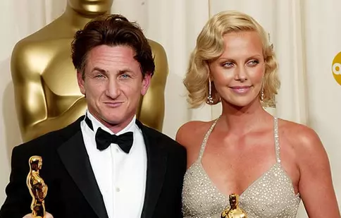 Charlize Theron şi Sean Penn apar tot mai des împreună