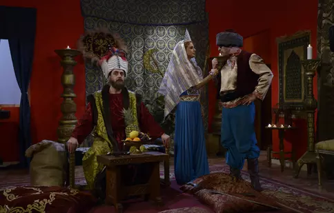 La filmările pentru “Happy show”,  Jojo i-a spart buza unui coleg