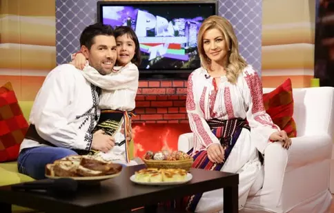 Alex Dima şi fiica lui, Sara, vin îmbrăcaţi în costume populare la "Weekend cu Monica Dascălu"