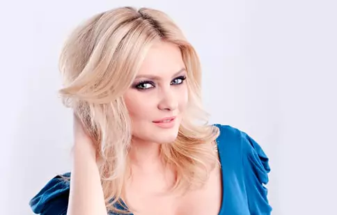 Cristina Dochianu se simte ”completă” după ce s-a măritat