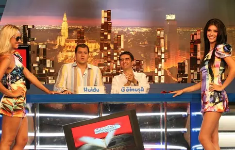 Emisiunea “Cronica Cârcotaşilor” a împlinit 14 ani
