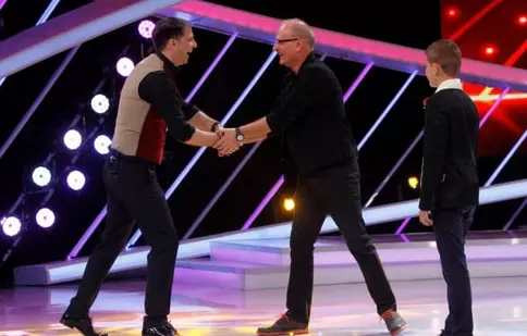 Toni Grecu îndeplineşte visurile copiilor în platoul „Next Star”